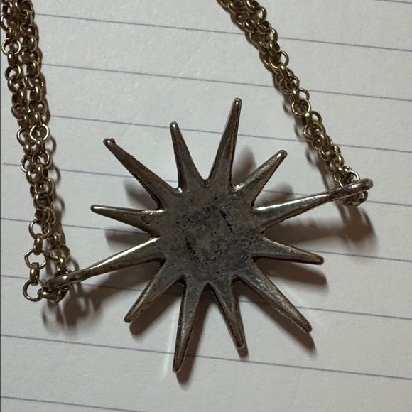 Elegant Starburst bracelet with Blue and Silver Accents - Picture 3 of 4